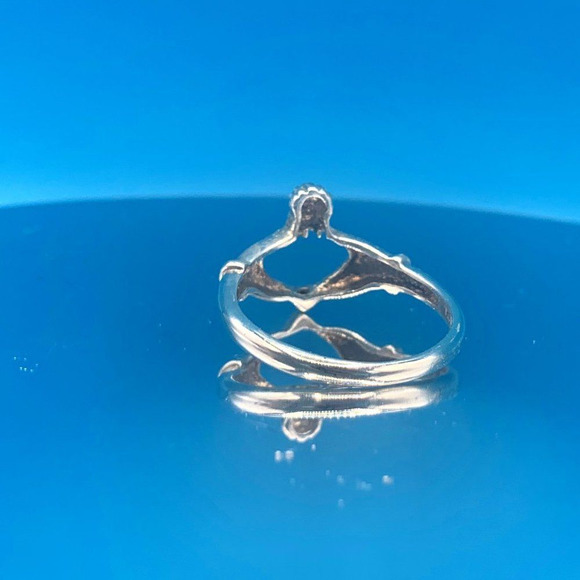 Vintage Sterling Silver Open-Work Ring - Picture 7 of 13